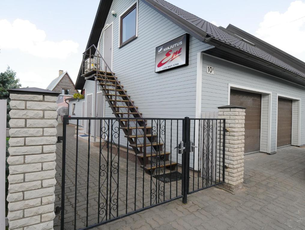 Villa Ene 페르누 외부 사진